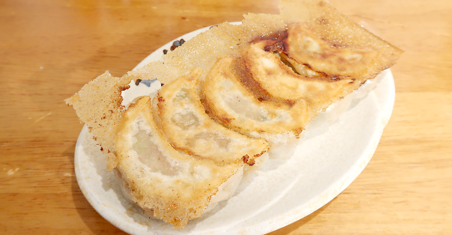 餃子を作って30年！店主こだわり餃子