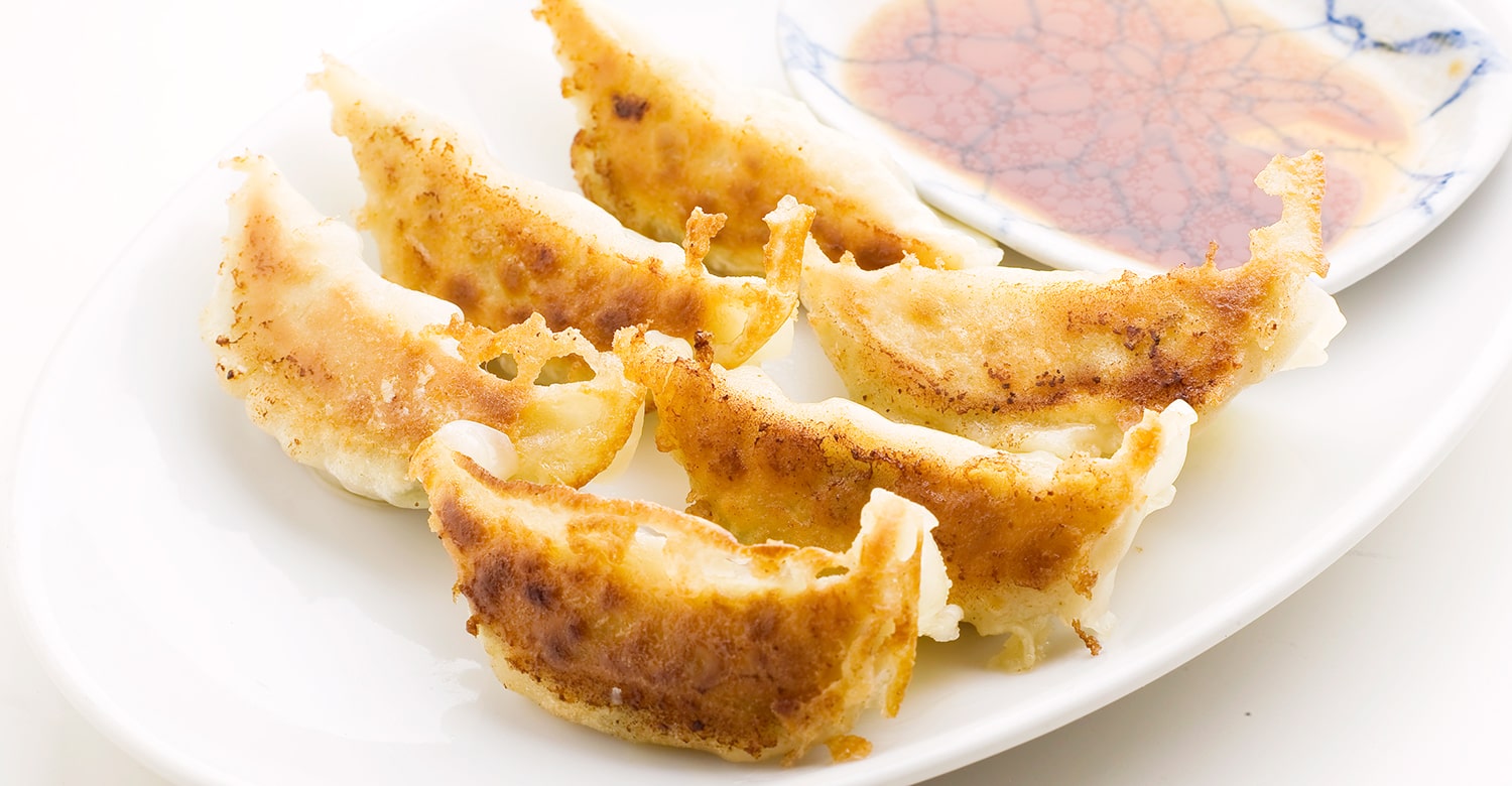 しょうがの効いた、小松菜入りの焼餃子